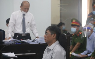 Xét xử sai phạm đất đai ở Khánh Hòa: Cựu chủ tịch bảo không sai, cựu giám đốc sở nói có