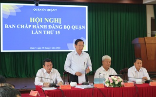 Quận 7 phải đi đầu trong xóa sổ nhà trên, ven kênh rạch