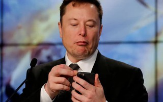 Tỉ phú Elon Musk “bênh vực” ông Donald Trump trong vụ Twitter