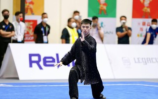 SEA Games 31: VĐV môn wushu của Việt Nam chấn thương khi đang thi đấu