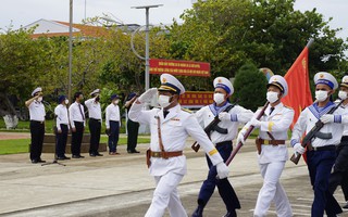 Đoàn Ban Tuyên giáo Trung ương thăm Trường Sa - Nhà giàn DK1