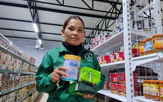Bất ngờ với siêu thị Việt giữa rừng cao su tại Campuchia