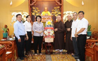 Lãnh đạo TP HCM thăm các cơ sở Phật giáo nhân mùa An cư kiết hạ