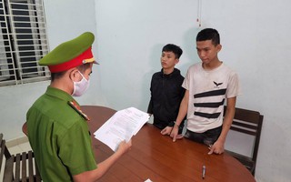 Nhóm thanh niên Đà Nẵng ngang nhiên vung dao chém người tại quán Internet