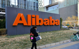 Hai gã khổng lồ công nghệ Alibaba, Tencent bị phạt