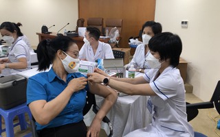 Tổng LĐLĐ Việt Nam kêu gọi công nhân, viên chức, lao động cả nước tiêm vắc-xin ngừa Covid-19