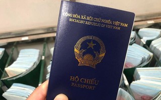 Trình Quốc hội việc bổ sung thông tin nơi sinh vào hộ chiếu mẫu mới