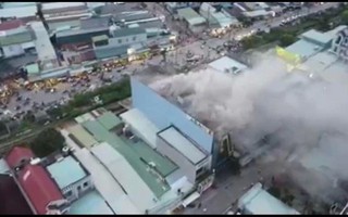 CLIP: Cảnh sát PCCC Đồng Nai thông tin về vụ cháy quán karaoke, 30 người tháo chạy