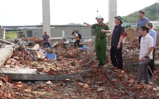 Diễn biến nóng vụ sập tường ở Bình Định khiến 11 người thương vong