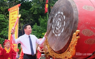 Bí thư Thanh Hóa đánh trống khai hội Lễ hội Lam Kinh 2022