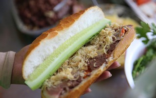 "Bánh mì" vào từ điển Mỹ: Ảnh hưởng của ẩm thực Á Đông