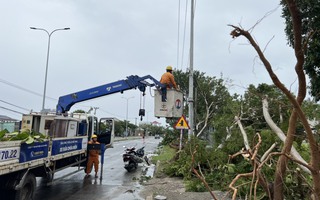 Bão số 4 gây nhiều sự cố đường dây 500 kV, 220 kV, ảnh hưởng cung cấp điện tại nhiều tỉnh, thành