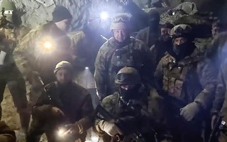 Nga tuyên bố kiểm soát toàn bộ Soledar, bắt nhiều binh sĩ Ukraine