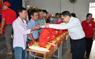 Vedan Việt Nam trao 1.000 phần quà tết cho người dân có hoàn cảnh khó khăn