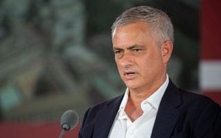 HLV Jose Mourinho được chọn đóng phim "điệp viên 007"