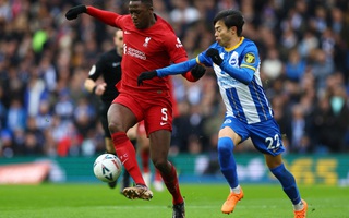 Sao Nhật Bản tỏa sáng, Brighton biến Liverpool thành cựu vương FA Cup