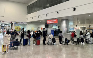 Hải quan sân bay Tân Sơn Nhất lên tiếng về vụ tố "vòi tiền" khi nhập cảnh