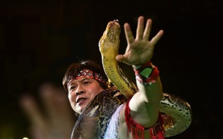 NSND Tống Toàn Thắng đưa xiếc và rock lên sân khấu