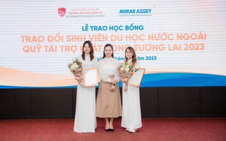 Quỹ Tài trợ Khát vọng Tương lai trao tặng hơn 1,3 tỉ đồng cho sinh viên tại Hà Nội