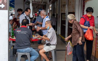 Singapore khai thác "kinh tế bạc"