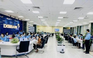 Eximbank giảm 50% phí chuyển tiền quốc tế