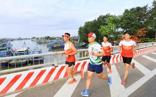 4.000 chân chạy tham gia "Phan Thiết Marathon - Hành trình xanh 2023"