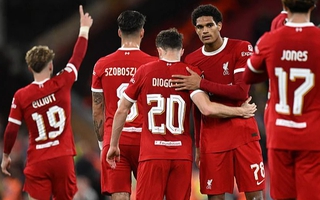 Tân binh bùng nổ, Liverpool thắng tưng bừng ở Europa League