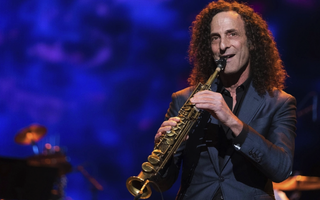 Nghệ sĩ saxophone Kenny G mang điều gì đặc biệt tới Việt Nam?