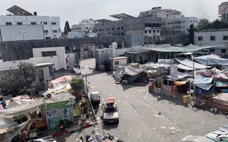 Sơ tán hỗn loạn tại “trái tim sống” al-Shifa của Dải Gaza