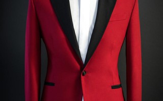 TUXEDO - Đồng hành cùng chú rể và sui gia trong bộ suit cao cấp