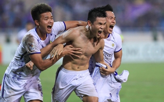 Phạm Tuấn Hải nói gì sau khi phá lưới Wuhan Three Towns FC?