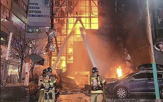 Cháy lớn ở khách sạn Hàn Quốc