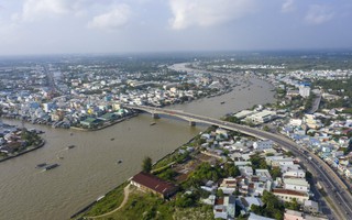 Tặng Huân chương Lao động hạng Nhất cho TP Cần Thơ