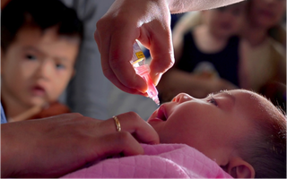 Lần đầu tiên rà soát tiêm chủng, tiêm bù vắc-xin cho trẻ mầm non, tiểu học