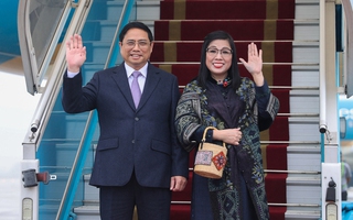 Thủ tướng lên đường thăm chính thức Singapore và Brunei