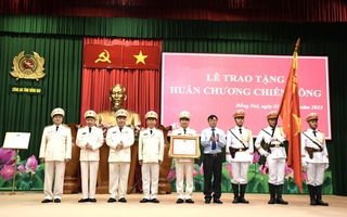 Nhiều tập thể, cá nhân Công an Đồng Nai nhận Huân chương Chiến công