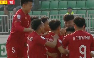 U20 Việt Nam thắng U20 Úc, dẫn đầu bảng B