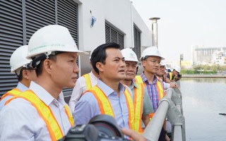 Phó Chủ tịch Bùi Xuân Cường thực địa dự án chống ngập 10 ngàn tỉ đồng