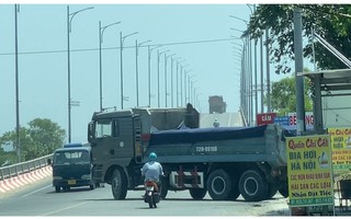 Từ thư bạn đọc: Nguy hiểm rình rập dưới chân cầu Gò Găng