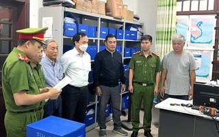 Trong đêm, tạm giữ 4 đối tượng liên quan sai phạm trong đăng kiểm tàu cá tại Đà Nẵng
