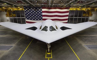 Mỹ tung thêm hình ảnh siêu máy bay tàng hình mới