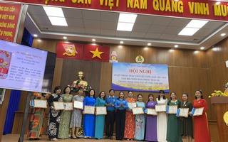 Quận 7, TP HCM: 97 nữ CNVC-LĐ tiêu biểu được kết nạp Đảng