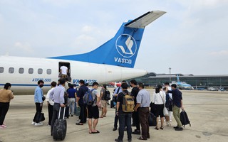 Sân bay Tân Sơn Nhất bắt đầu "nóng"
