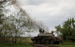 Ukraine phản công "gắt", Nga thừa nhận gặp khó khăn
