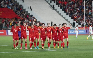 Thể thao Việt Nam nhìn từ SEA Games 32 (*): Bóng đá - hai nửa buồn vui