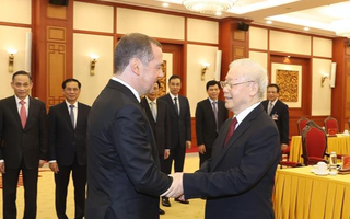 Tổng Bí thư Nguyễn Phú Trọng hội đàm với Chủ tịch Đảng "Nước Nga Thống nhất" D. Medvedev