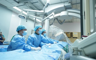 Triển khai kỹ thuật y khoa mới: Thay van động mạch phổi qua da