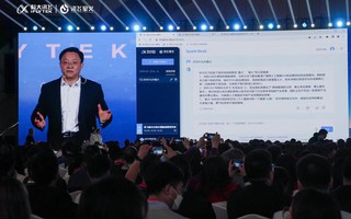 Công ty Trung Quốc ra mắt sản phẩm cạnh tranh với ChatGPT