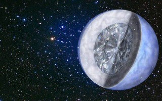 Vài tỉ năm nữa, Trái Đất sẽ bị bắt bởi một "thây ma kim cương"?