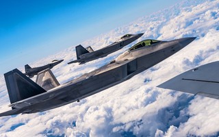 Mỹ điều F-22 tới Trung Đông vì máy bay Nga